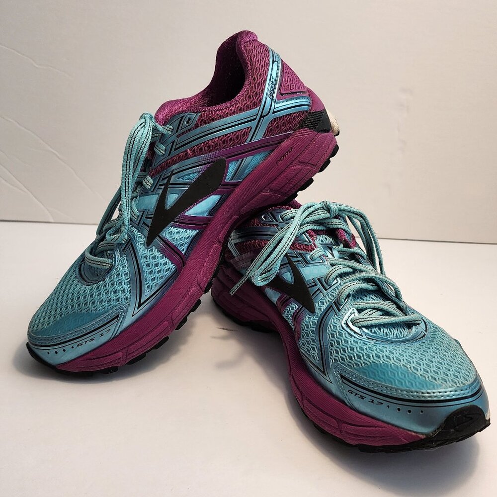 Ladies Brooks Glycerin GTS 17 Turquoise and Burgundy Running Shoes 8.5M